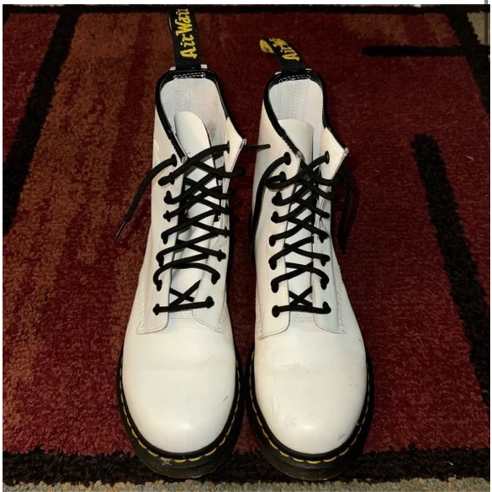 Dr Martens White Air Wair‎ Boots size 10